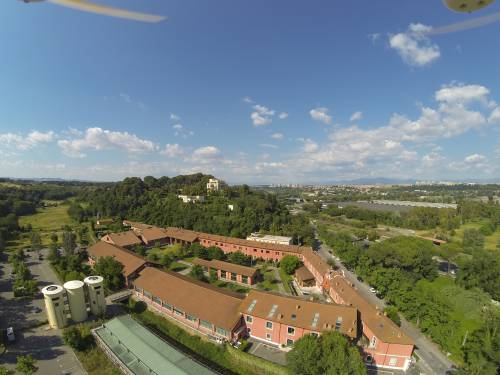 Ecco la zona vicino all'hotel Roma Point, nuovo centro accoglienza