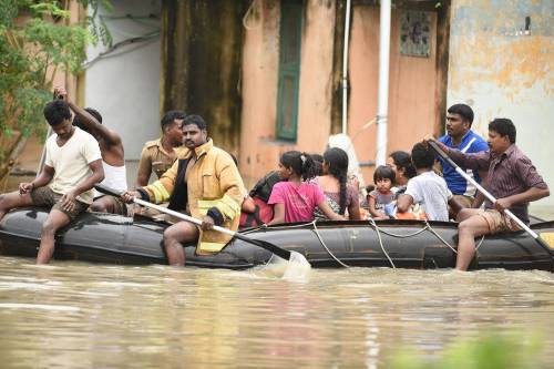 Alluvione in India: almeno 270 i morti
