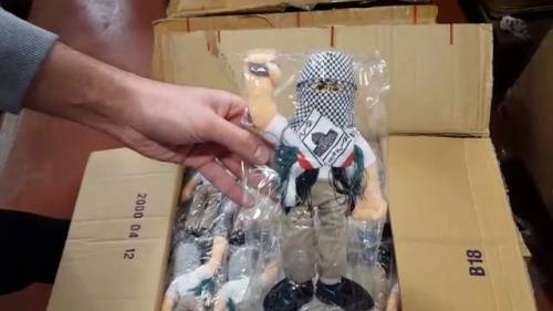La bambola Intifada per i bimbi palestinesi