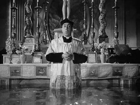 Un'immagine dal "Ritorno di Don Camillo": vieteranno pure questo?