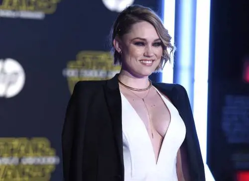 Star Wars - Il Risveglio della Forza: i look delle star alla première