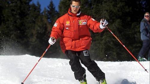 Stampa tedesca: "Schumacher cammina". Ma il suo manager nega  