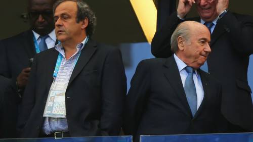 Metodo Blatter per far fuori le Roi Platini