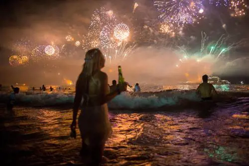 Luci e colori di tutto il mondo per salutare il nuovo anno