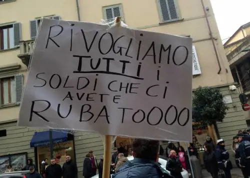 Il governo vara ancora un fondo salva-banche