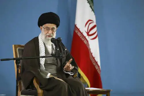 Trattative segrete con l'Ayatollah: la mossa Usa per fermare l'escalation