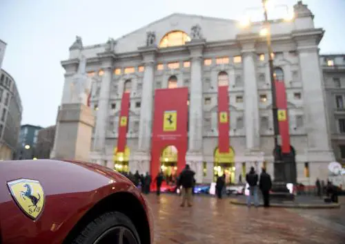 La Rossa in Piazza Affari