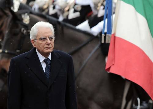 Mattarella: "Il Tricolore bandiera dei nuovi italiani"