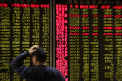 Borse, nuovo tonfo a Shanghai