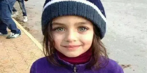 La piccola Monna Lisa siriana? In realtà è una bimba libanese