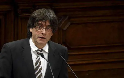 Quel "fuoco d'impeto" dietro Carles Puigdemont