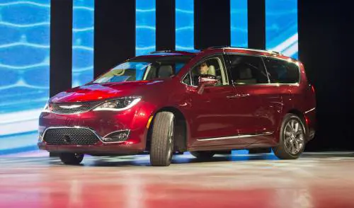 C'è l'accordo tra Google e Fca: ecco l'auto che si guida da sola