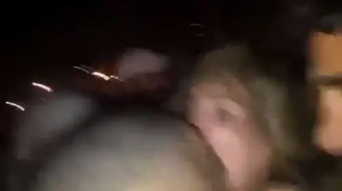 Colonia, il video choc dell'arabo. Così hanno molestato una donna