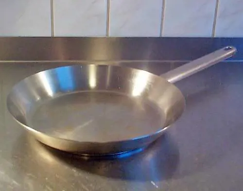 Piombo nelle pentole a lenta cottura: "Rischio avvelenamento"