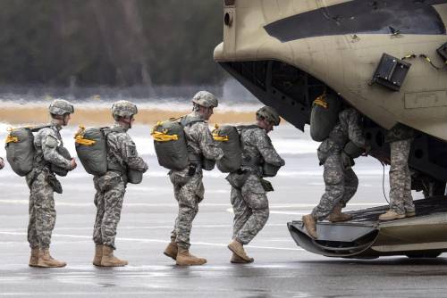 Forze speciali Usa in Iraq per dare la caccia all'Isis