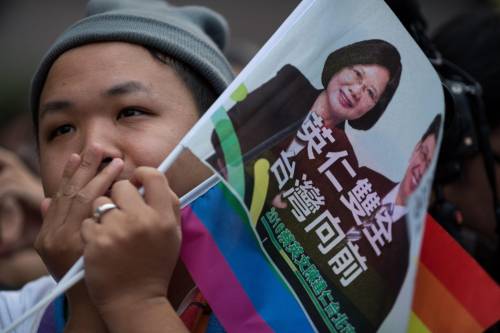 Taiwan elegge il primo presidente donna. Battuto l'uomo di Pechino