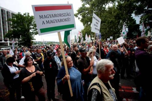 Jobbik, la destra ungherese che sfida Orban