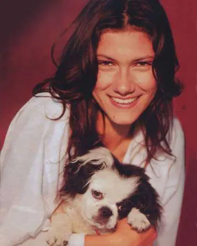 Elisa dà l'addio al cane Pinky: "Compagno meraviglioso"