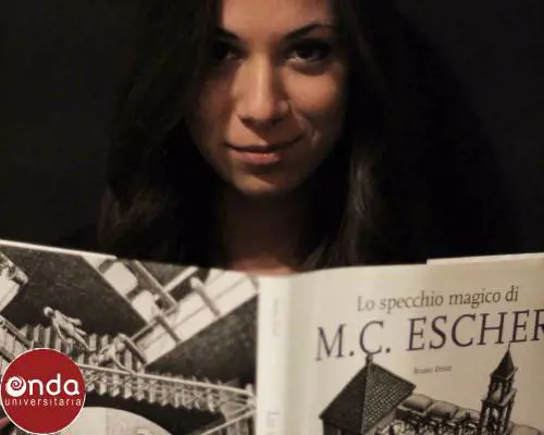 Palermo, le studentesse universitarie: "Escilo il manuale"