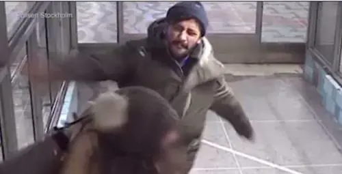 Svezia, donna sventa rapina. Picchiata davanti ai bambini