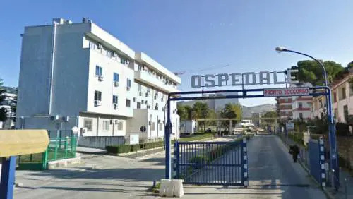 Caserta, dimesso dall'ospedale muore nel parcheggio