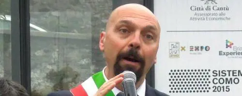 La ribellione del sindaco: "Lo Stato è inutile facciamo come la Catalogna"