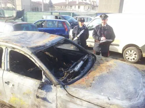 Ritrovata l'Audi gialla: bruciata nel Trevigiano