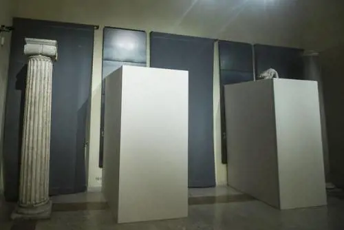 Quel nudo coperto della Venere che ci fa apparire solo ridicoli