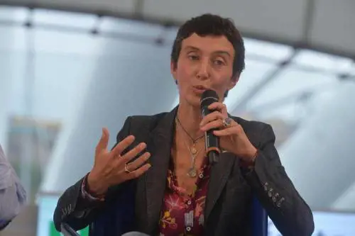 Boutade populista di Balzani: "Con me mezzi pubblici gratis"