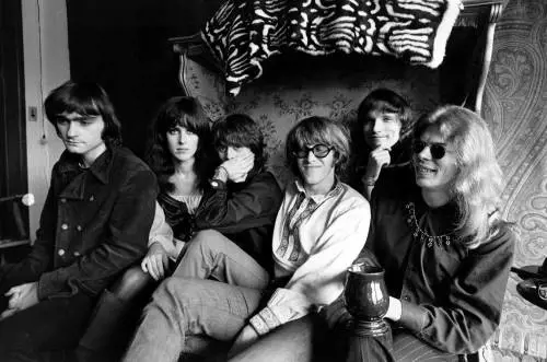 Morto il chitarrista Paul Kantner, fondatore dei Jefferson Airplane