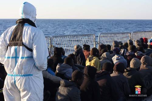 Navi fantasma nel Mediterraneo porta segreta per arrivare nell'Ue