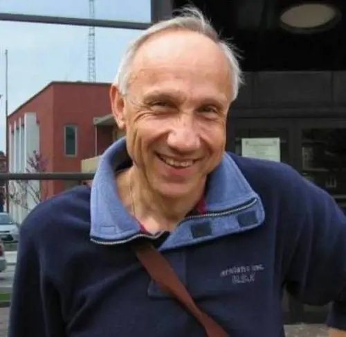 Il professore 67enne appena assunto ma già "pensionato"