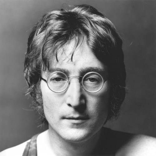 Usa, all'asta il disco che John Lennon autografò al suo assassino