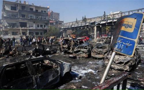 Un attentato dell'Isis ha fatto dieci morti a Damasco, in Siria