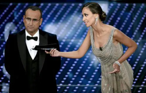 Sanremo, la gaffe della Ghenea:  "Qui alla Albert Royal Hall"