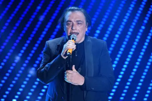 Congestione per Nino Frassica, costretto a cancellare lo show in Puglia