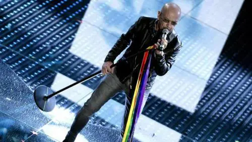 Web contro il Festival: "Il Pirellone non può schierarsi, la tv pubblica sì?"