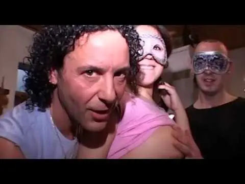 Re del porno italiano aggredito e picchiato dal marito di una pornostar