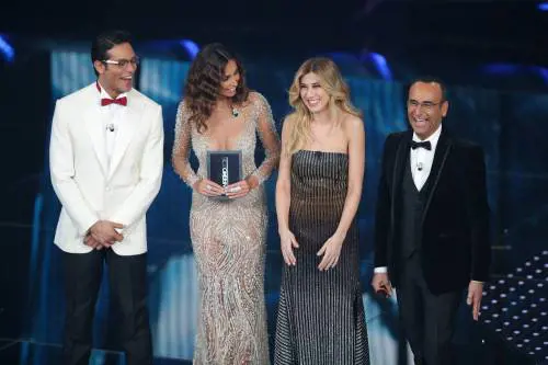 Sanremo, il Festival chiude in bellezza ma con lieve calo degli ascolti