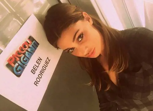 Belen Rodriguez torna in TV con "Pequenos Gigantes"