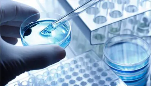 Condannato il medico che "curava" il tumore con il bicarbonato