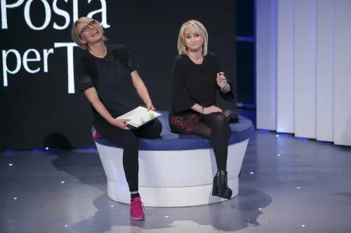 Belen Rodriguez e Luciana Littizzetto a "C'è posta per te"