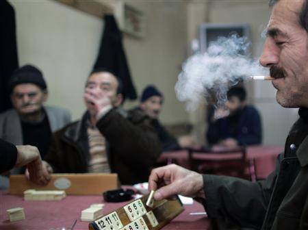 Turchia, niente medicine per i fumatori malati di cancro