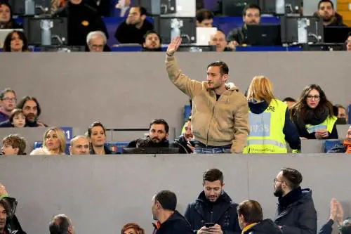 Lo scontro Spalletti-Totti non affossa la Roma