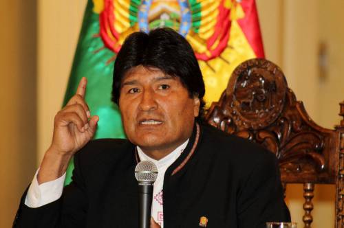 Uno scandalo a luci rosse ferma Morales