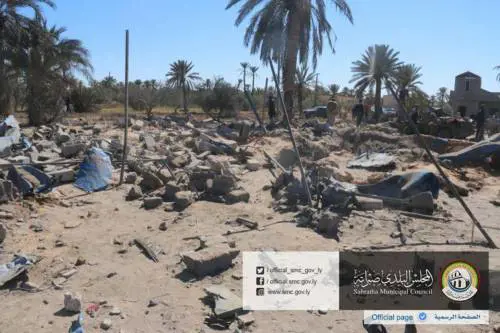 Miliziani dell'Isis entrano a Sabrata. "12 uomini decapitati, poi la ritirata"