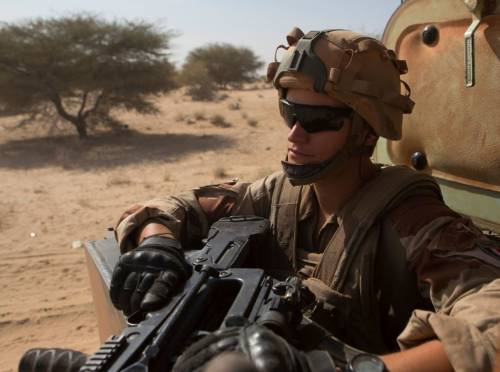 La guerra "segreta" della Francia in Libia
