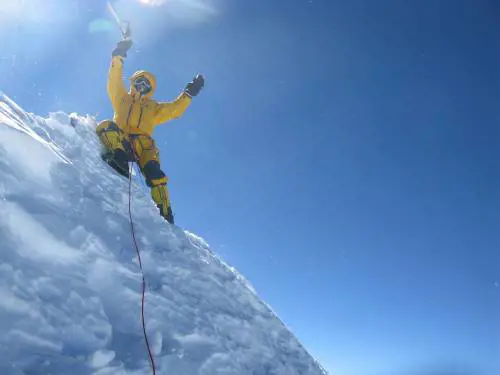 Impresa sul Nanga Parbat, Moro in cima per la prima volta in inverno