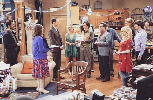 "The Big Bang Theory": baci e sorprese per la puntata 200