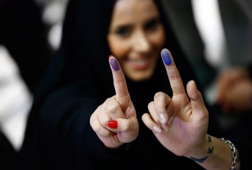 Iran, elettori in fila. Ma la democrazia resta una chimera